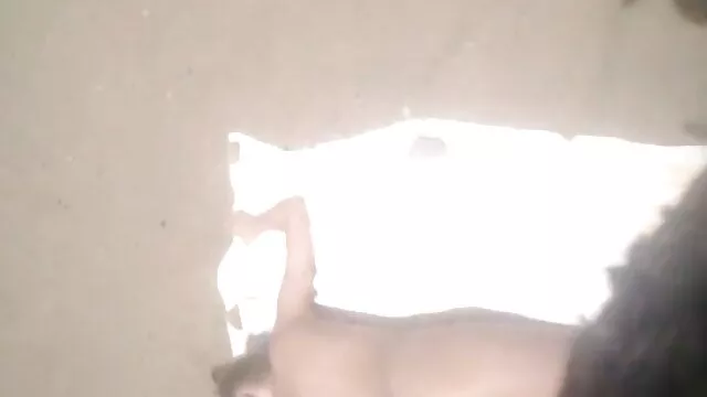 Istri muda yang cantik, untuk suami Amatir di kamar mandi, tapi dia hd pron jepang tidak mau menyalakan kamera.