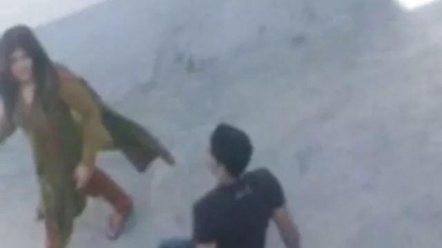 Seorang Asing dari seorang wanita mom jepang xx sementara suaminya tampaknya up dan menghilang