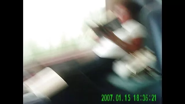 Brown berkarat peregangan xxx bokep jepang com pussy ke mentimun.